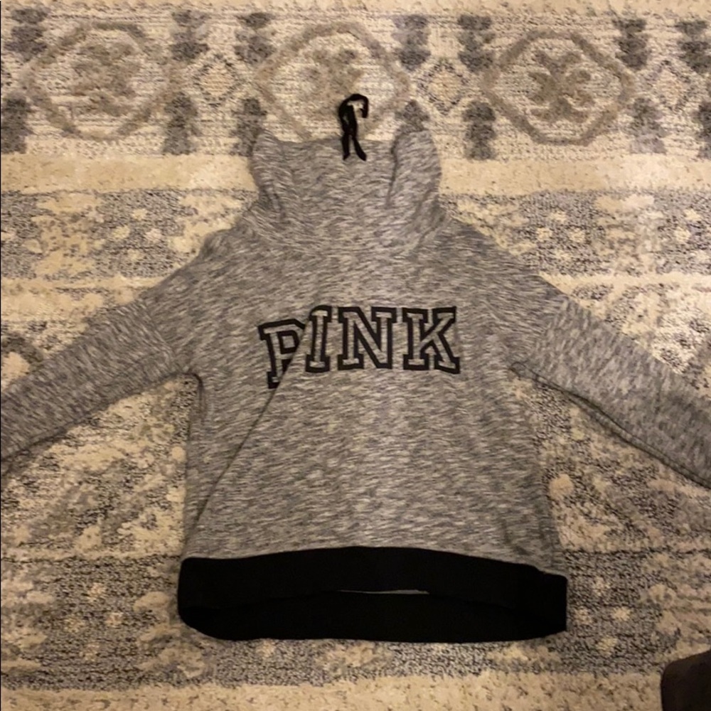VS Sweater